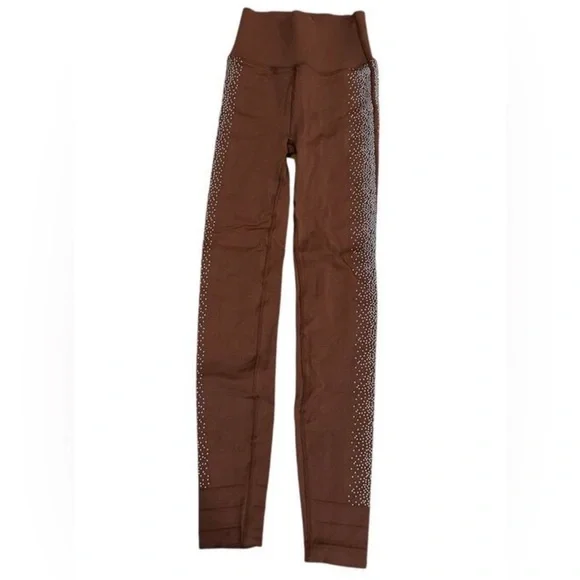 Fabletics High-Waisted Sculptknit® Reflective Legging - Picture 7 of 9